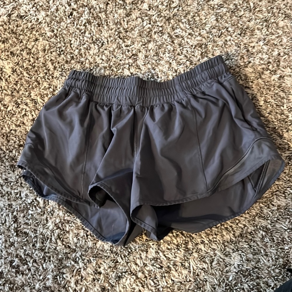 Lululemon Hotty hot 2.5